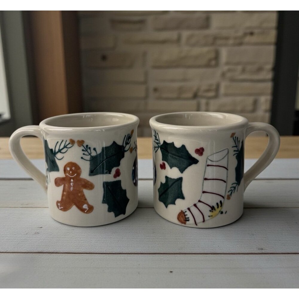 Vintage Hartstone Pottery Christmas Mugs Gingerbread Man Mistletoe Set of 2 1982
